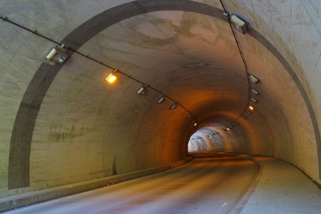 Étanchéité des tunnels - la révolution de la résine